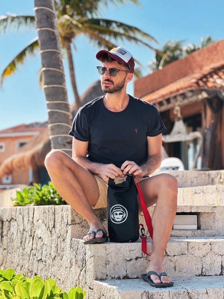 NIGHT PLATINUM FLIP FLOPS & DRYBAG BY GUDO